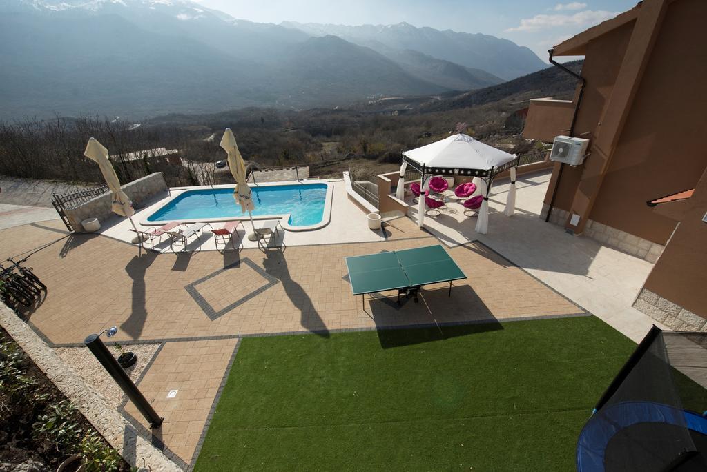 Villa Ivana Zagvozd Exteriör bild