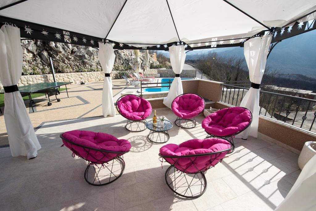 Villa Ivana Zagvozd Exteriör bild