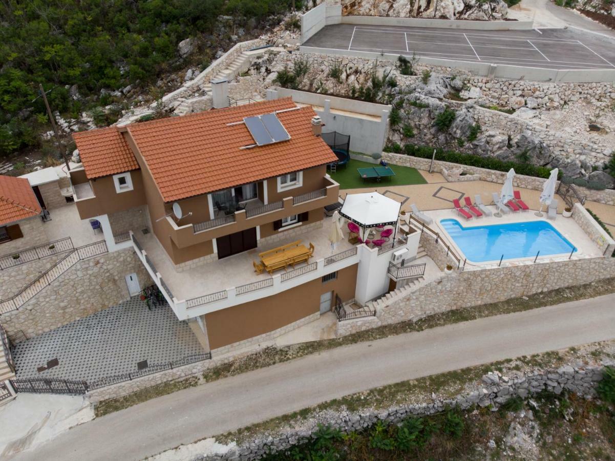 Villa Ivana Zagvozd Exteriör bild